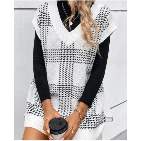 Jackets & Blazers - Cozy Plaid Print V Neck Long Vest